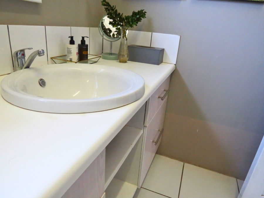 5 Bedroom Property for Sale in Dan Pienaar Free State